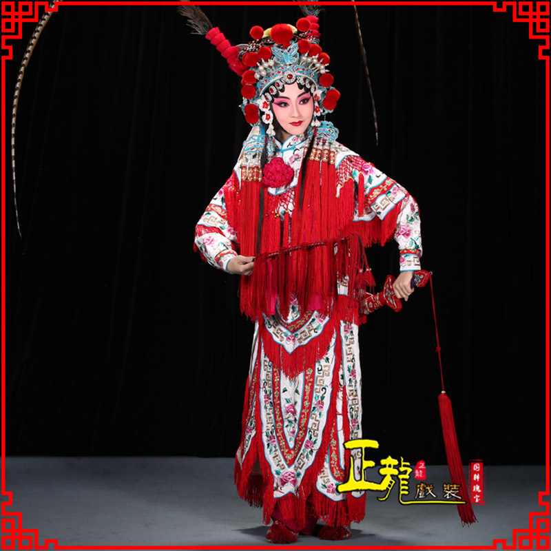 平凉刀马旦改容战父 软绉镶边女改良靠